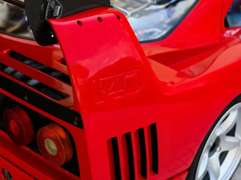 760 сил и тонна веса: почему этот F40 LM стоит как особняк Ferrari, F40, LM, аукцион, суперкар, Микелотто, гонки, рекорд