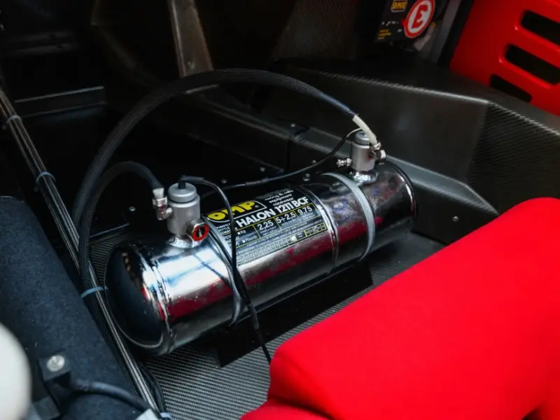 760 сил и тонна веса: почему этот F40 LM стоит как особняк Ferrari, F40, LM, аукцион, суперкар, Микелотто, гонки, рекорд