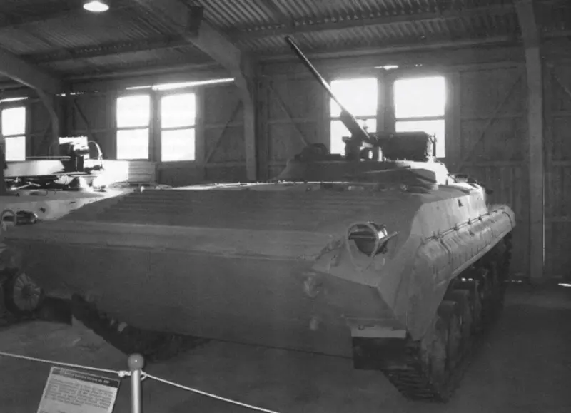 Гений или ошибка? Почему БМП-3 называли «мини-танком», но десантники предпочитали ездить на броне бмп-3, бмп, бронетехника, ссср, вооружение, танк, десант, армия, збд-04