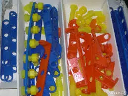 Советские конструкторы: от металлических пластин до пластиковых шедевров СССР, конструктор, игрушки, ностальгия, детство, советские игрушки, металлический конструктор, пластиковый конструктор