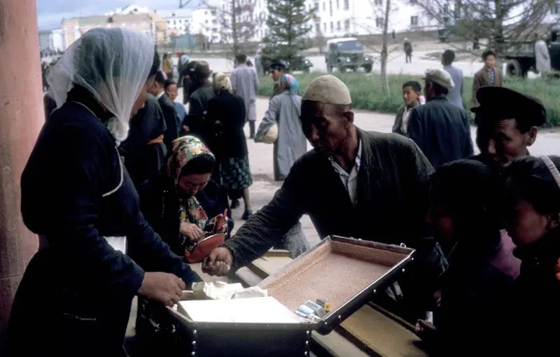 Москва по-монгольски: гуляем по Улан-Батору 1964 года вместе с Харрисоном Форманом улан-батор 1964, харрисон форман, монголия, история ссср, социалистический лагерь, цветные фото