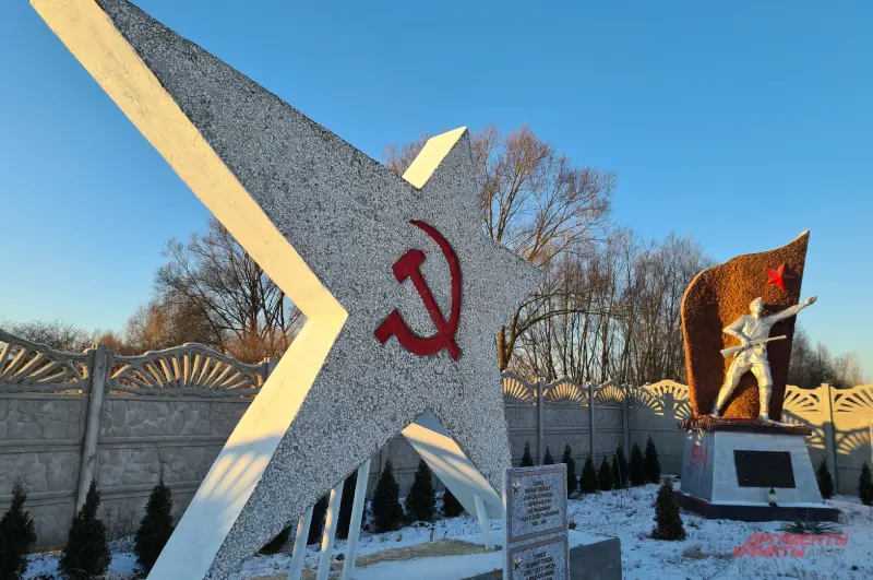 «Иваны» оказались богаче? Почему поляки так злятся на Россию? Польша, русофобия, история, политика, Варшава, СССР, пропаганда, памятники, Бутягин, Дворец культуры