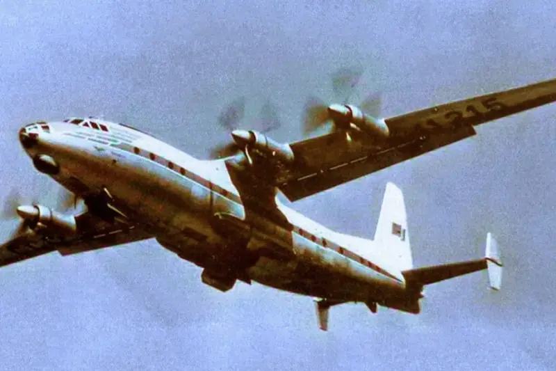 Рождённый летать в грязи: почему просторный Ан-10 вычеркнули из истории пассажирской авиации