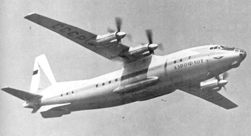 Рождённый летать в грязи: почему просторный Ан-10 вычеркнули из истории пассажирской авиации ан-10, олег антонов, турбовинтовый лайнер, аэрофлот, катастрофа ан-10, усталость металла, аи-20, гражданская авиация ссср