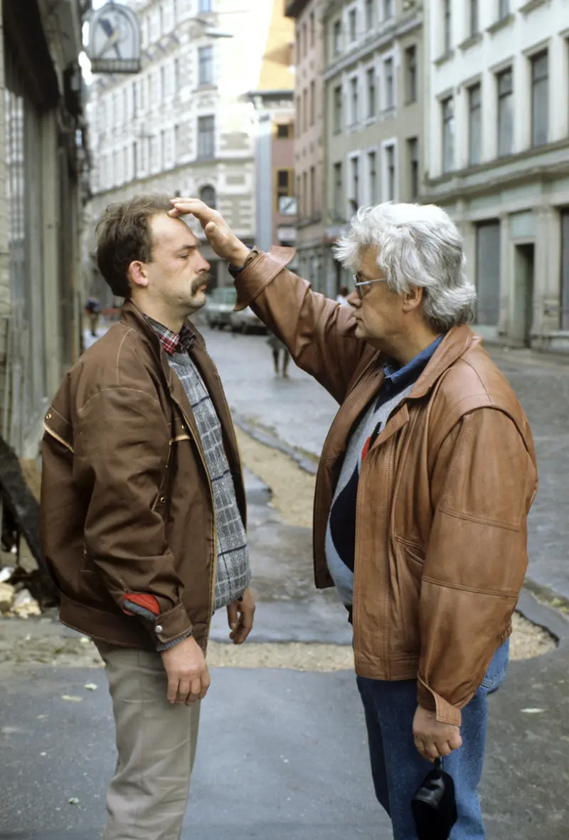 Табачные бунты, война в Тбилиси и Чумак: прощальная прогулка по смертельно раненому СССР ссср, 1991 год, беловежские соглашения, ельцин, табачные бунты, тбилисская война, чумак, история, архивные фото