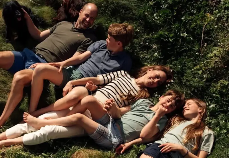 15 лет вместе: трогательное семейное фото Кейт Миддлтон и принца Уильяма