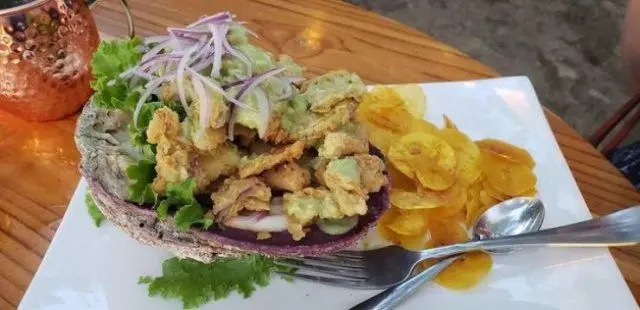 Ужин на грани фола: 18 примеров подачи еды, которую хочется не съесть, а спасти странная еда, подача блюд, кулинарные курьезы, антисервировка, ресторанный креатив, фуд-арт, смешная еда