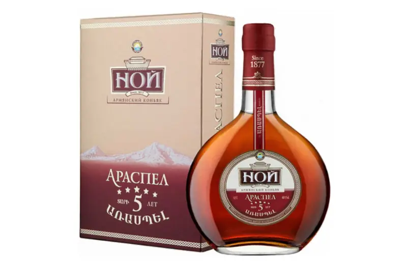 Чужой среди своих: почему Арарат — это навсегда армянская святыня, хоть он и не в Армении арарат, армения, герб армении, турция, ноев ковчег, историческая память, армянская культура, символ