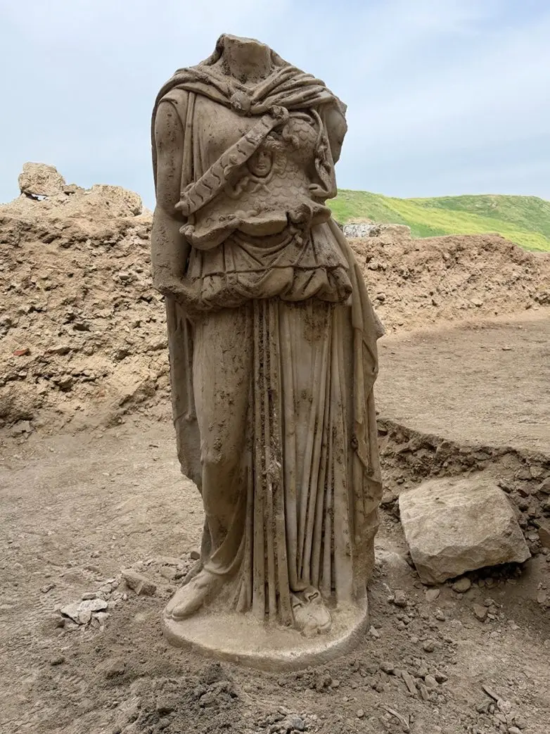 Гигантская Афина из Лаодикеи: археологи в шоке от деталей