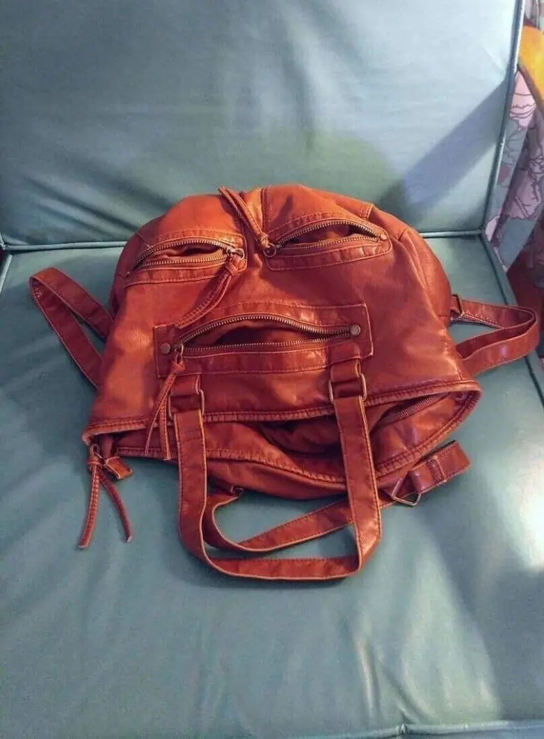 30 фото, после которых вы начнете подозревать каждую розетку в наличии души парейдолия, лица, предметы, фото, приколы, подборка, удивительное рядом