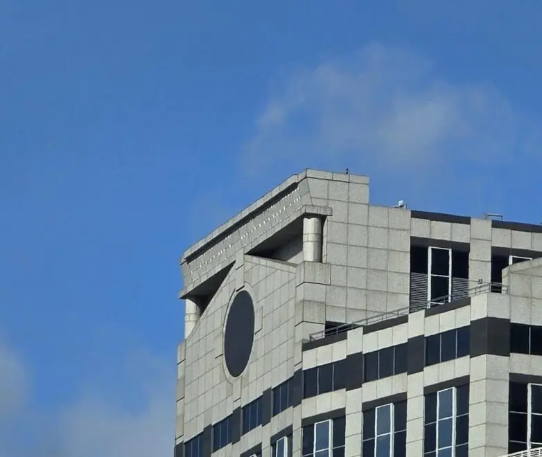 30 фото, после которых вы начнете подозревать каждую розетку в наличии души парейдолия, лица, предметы, фото, приколы, подборка, удивительное рядом