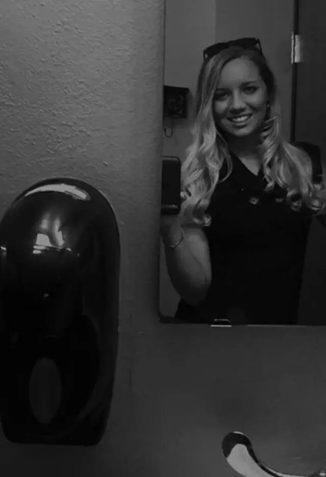 Почему они так любят себя фотографировать? 21 кадр, от которого не оторваться селфи, девушки, фотографии, автопортрет, стиль, красота, социальные сети