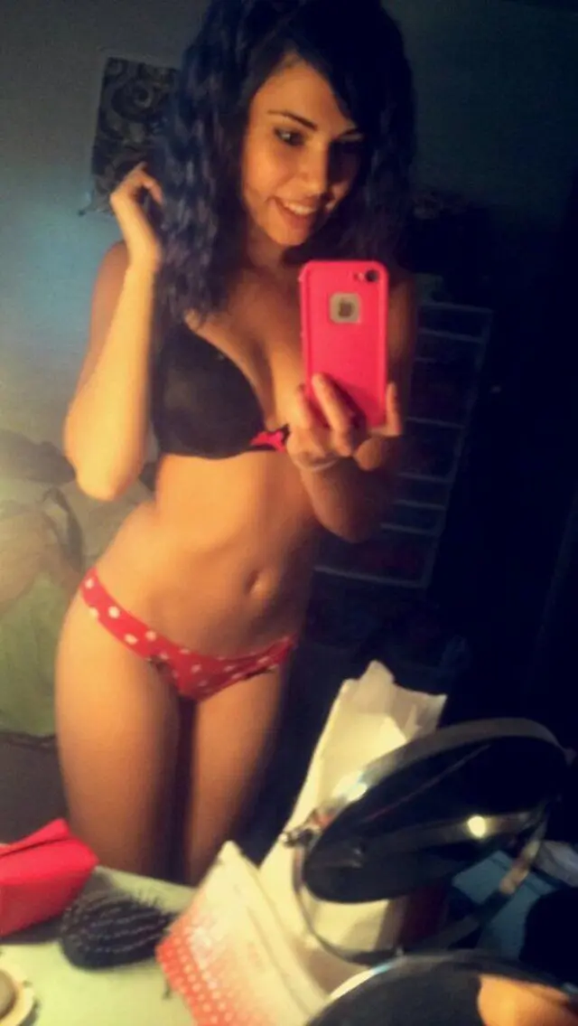 Почему они так любят себя фотографировать? 21 кадр, от которого не оторваться селфи, девушки, фотографии, автопортрет, стиль, красота, социальные сети