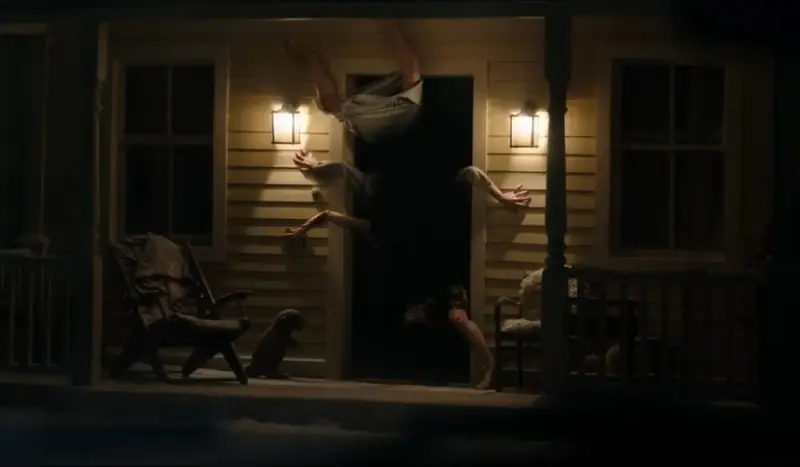 Первый взгляд: свежий тизер фильма «Обитель зла» от постановщика «Орудий» уже в сети Resident Evil, Обитель зла, фильм, трейлер, зомби, Раккун-Сити, Зак Креггер, новинки кино