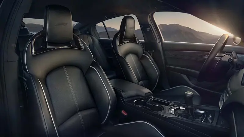 Кадиллак выпустил 26 уникальных седанов в честь Формулы-1 Cadillac, CT5-V Blackwing, F1, спецверсия, лимитированный тираж, Формула-1, автоновости