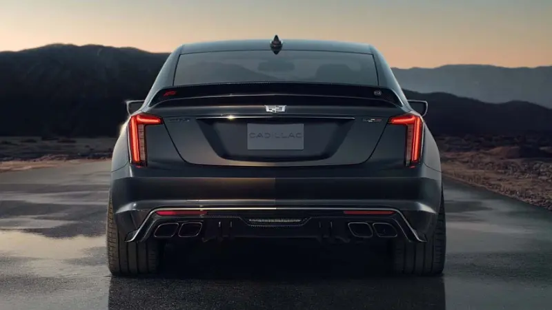 Кадиллак выпустил 26 уникальных седанов в честь Формулы-1 Cadillac, CT5-V Blackwing, F1, спецверсия, лимитированный тираж, Формула-1, автоновости