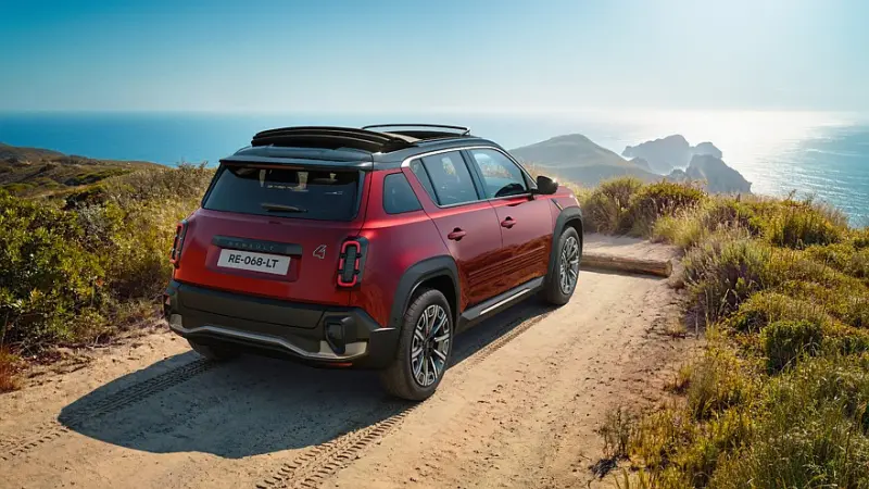 Renault 4 с открытым верхом: старт продаж «южной» версии Renault 4, Plein Sud, электрокроссовер, кабриолет, новинка, цены, Европа