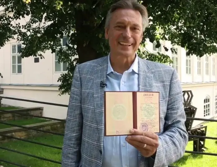 Загадочный Мистер Икс: почему звезда фильма «Принцесса цирка» Игорь Кеблушек отказался от славы Игорь Кеблушек, Принцесса цирка, актер одной роли, советское кино, Мистер Икс, Светлана Дружинина, судьба