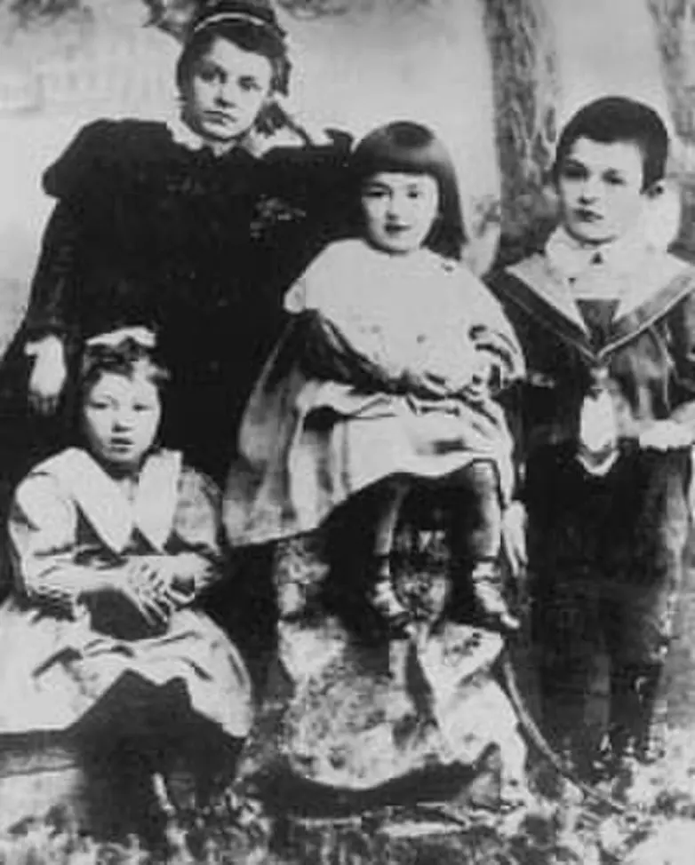 Исторические фото, от которых мурашки по коже: взгляд в прошлое история, ретро, фото, 20 век, знаменитости, интересные факты, ностальгия