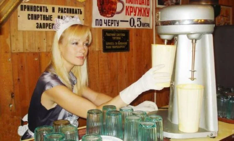 Советский молочный коктейль: почему дома так не получалось