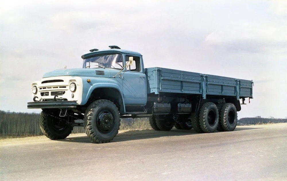 ЗИЛ-133: самый крупный бензиновый грузовик в истории СССР
