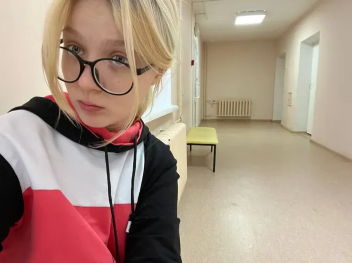 20-летняя мать-одиночка из «Пусть говорят» родила второго ребенка и раскрыла его пол Дарья Суднишникова, Пусть говорят, роды, дети, блогер, скандал, семья, Эмилия, Артур Столетов, второй ребенок, новости