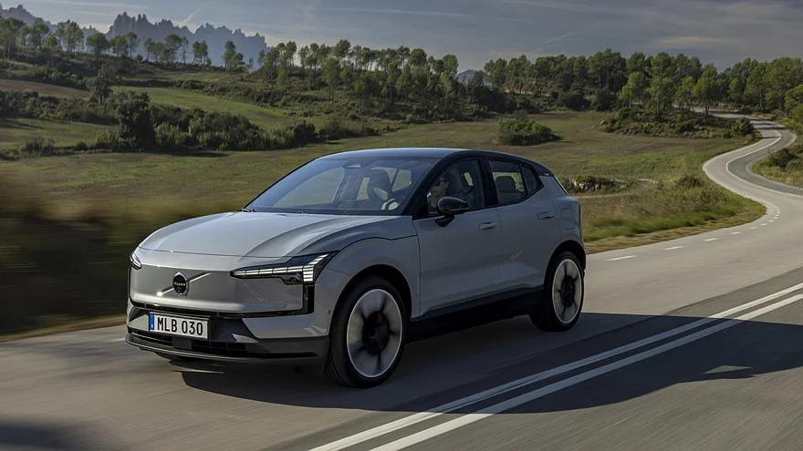 Volvo готовит кроссовер EX40 следующего поколения на новой платформе