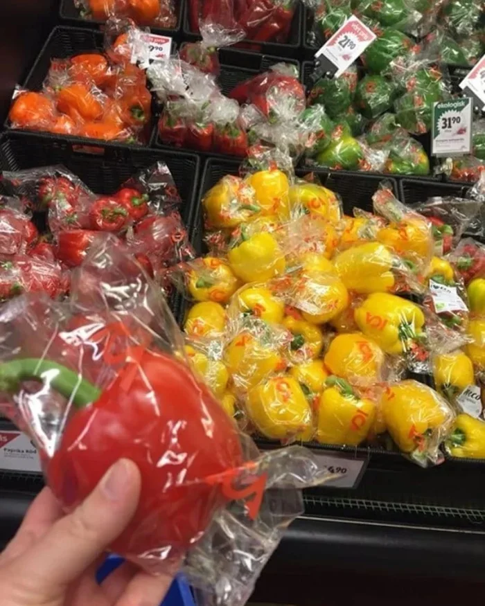 Примеры чрезмерной упаковки, от которой страдает планета упаковка, продукты, пластик, экология, еда, магазин