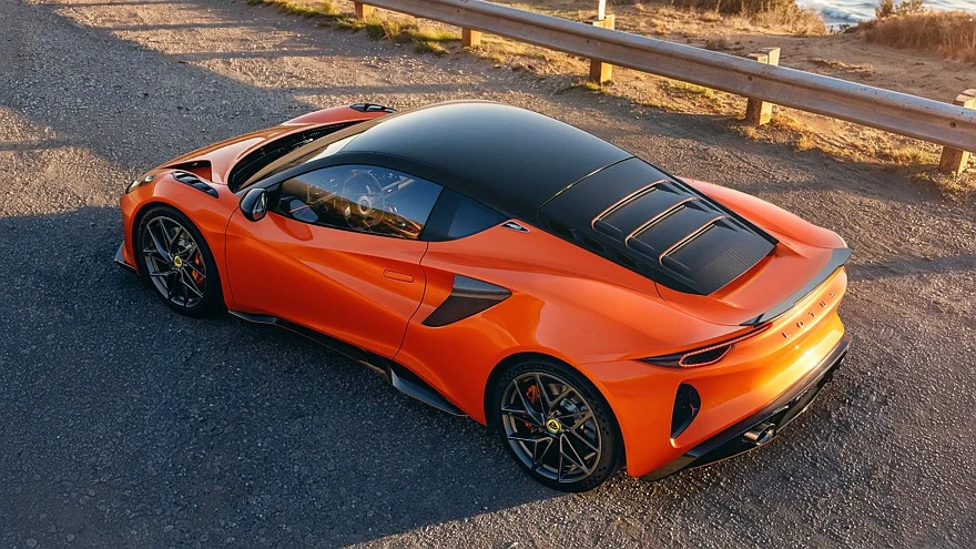 Lotus Emira 420 Sport: прощальный залп 420-сильного «четырехцилиндровика» от AMG Lotus, Lotus Emira, Mercedes-AMG, спорткар, новинки авто