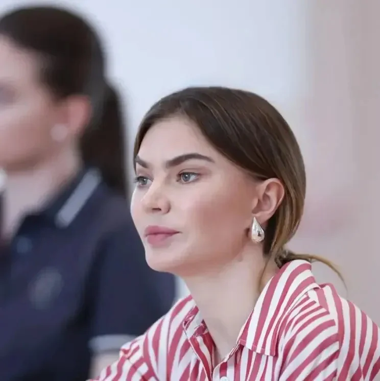 Алина Кабаева в пижамном стиле: новый образ на тренировке гимнасток Алина Кабаева, Небесная грация, художественная гимнастика, мода, стиль, спорт, новости