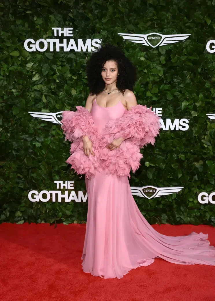 Звездный десант: кто блистал на премии Gotham Television Awards Gotham Television Awards, Мишель Пфайффер, Кейт Мара, Дэвид Харбор, Клэр Дэйнс, знаменитости, светская хроника, мода