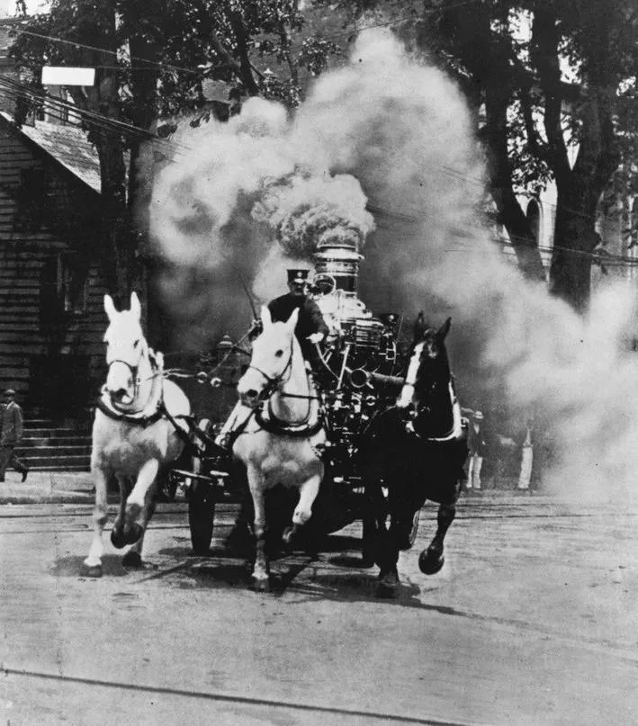 Взгляд в прошлое: 100 лет на исторических снимках история, фото, архив, ретро, подборка