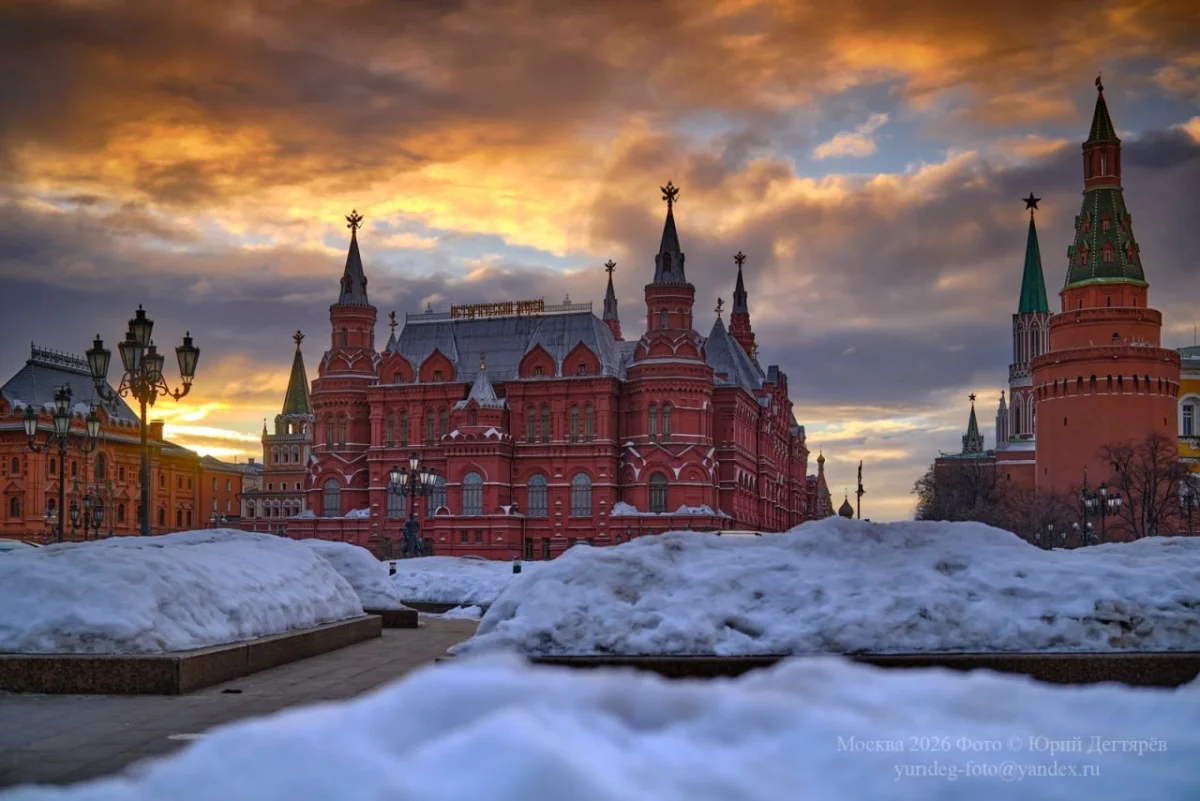 Московские прогулки: история в деталях Москва, история, архитектура, прогулки, старые фотографии, ГУМ, Красные ворота, Хамовники, Патриаршие пруды, Манеж