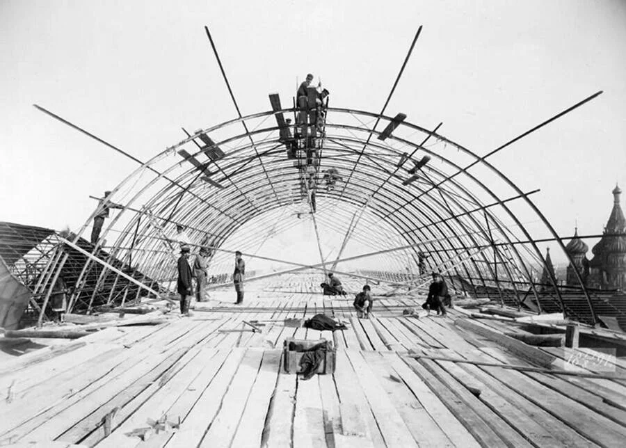 Московские прогулки: история в деталях Москва, история, архитектура, прогулки, старые фотографии, ГУМ, Красные ворота, Хамовники, Патриаршие пруды, Манеж