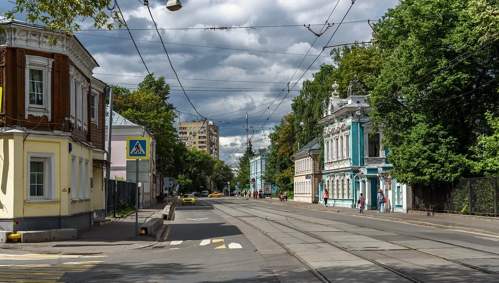 Московские прогулки: история в деталях Москва, история, архитектура, прогулки, старые фотографии, ГУМ, Красные ворота, Хамовники, Патриаршие пруды, Манеж