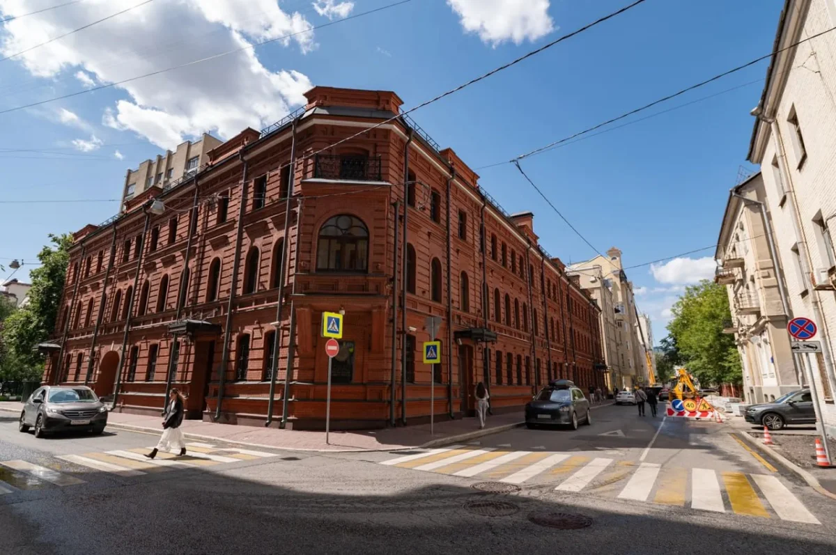 Московские прогулки: история в деталях Москва, история, архитектура, прогулки, старые фотографии, ГУМ, Красные ворота, Хамовники, Патриаршие пруды, Манеж