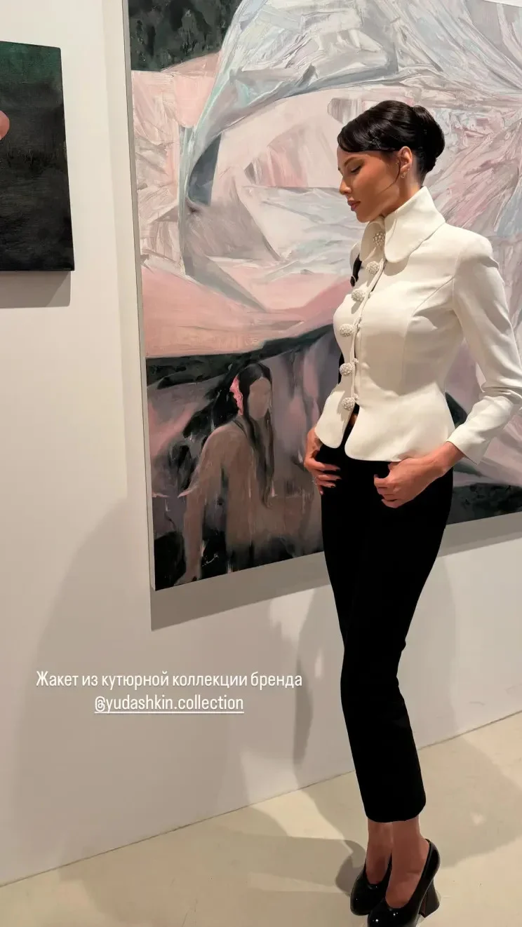 Золотая молодежь и звезды: как прошло открытие бутика Valentin Yudashkin Золотая молодежь и звезды: как прошло открытие бутика Valentin Yudashkin Valentin Yudashkin, Анастасия Решетова, Дарья Клюкина, Галина Юдашкина, светская хроника, мода, Москва, открытие