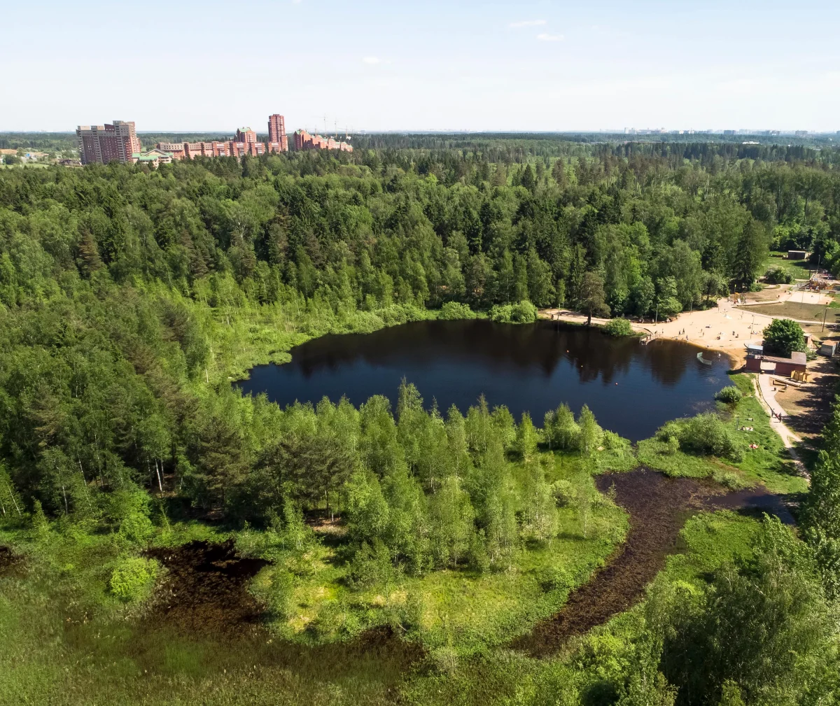 Где искупаться с ребенком в Подмосковье: 5 проверенных мест Где искупаться с ребенком в Подмосковье: 5 проверенных мест Подмосковье, пляжи, дети, отдых, безопасность
