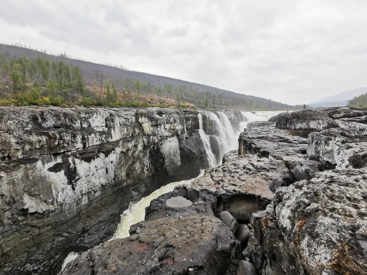 Большой Курейский — самый мощный водопад в России водопад, плато Путорана, Красноярский край, природа, туризм, Норильск