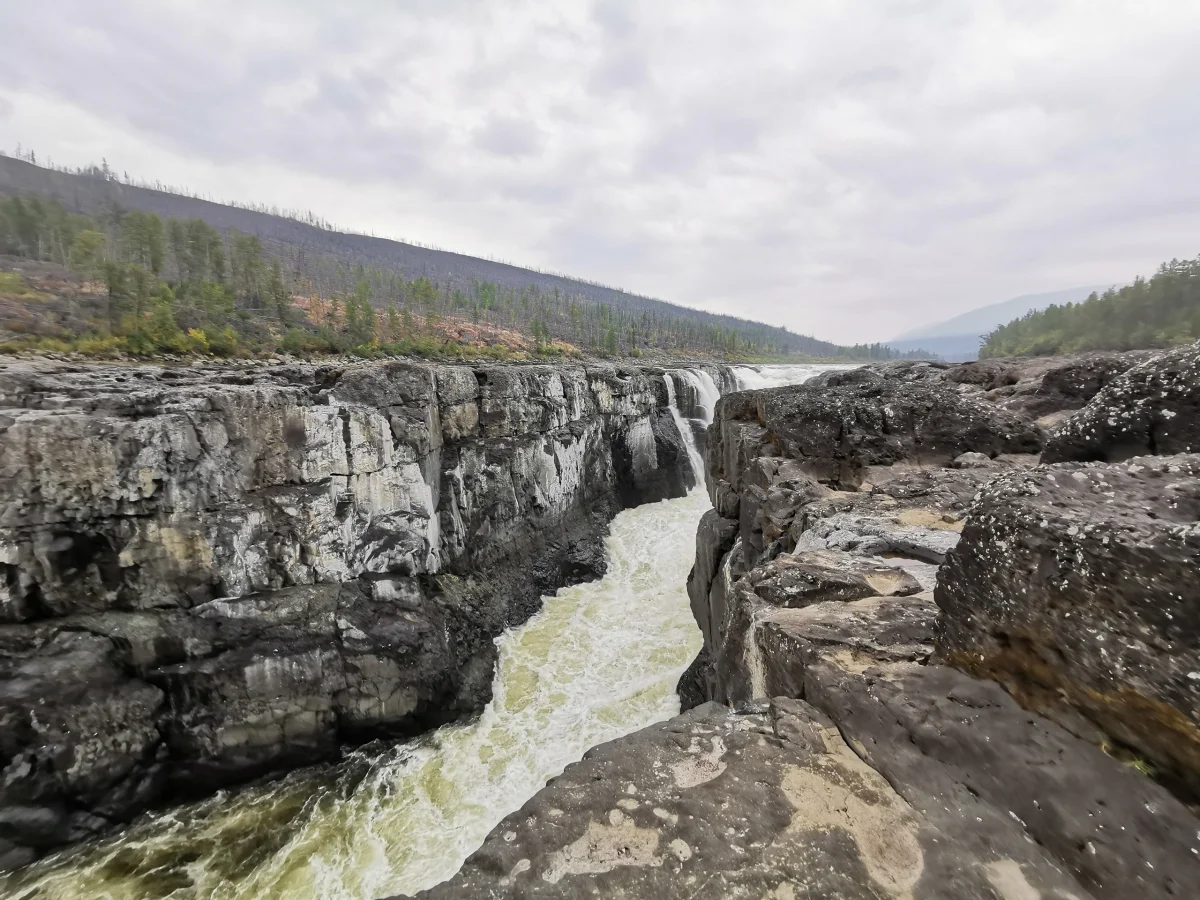 Большой Курейский — самый мощный водопад в России водопад, плато Путорана, Красноярский край, природа, туризм, Норильск