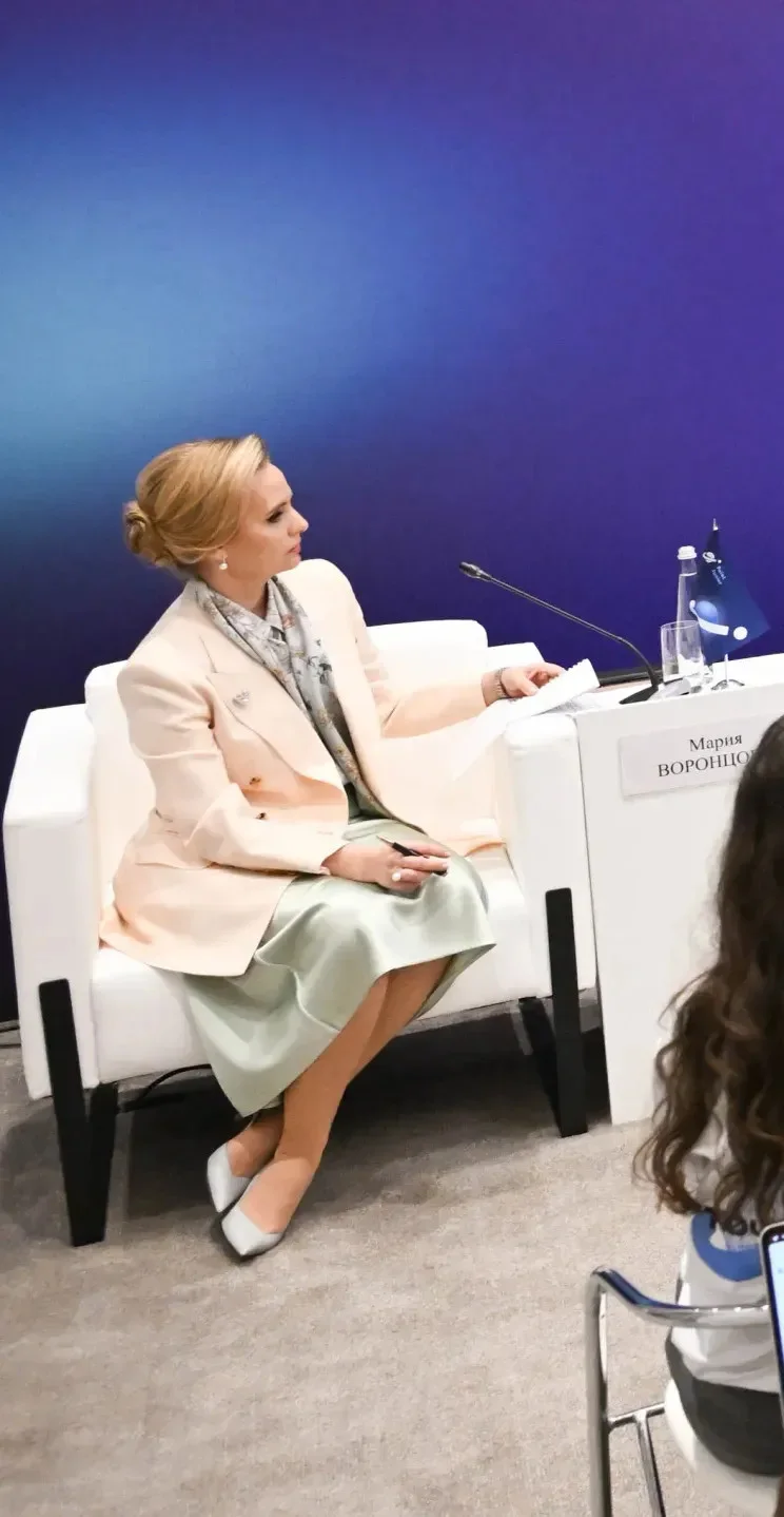 Звездный десант на ПМЭФ: кто поразил публику во второй день ПМЭФ, знаменитости, политики, светская хроника