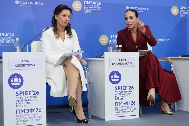 Звездный десант на ПМЭФ: кто поразил публику во второй день ПМЭФ, знаменитости, политики, светская хроника