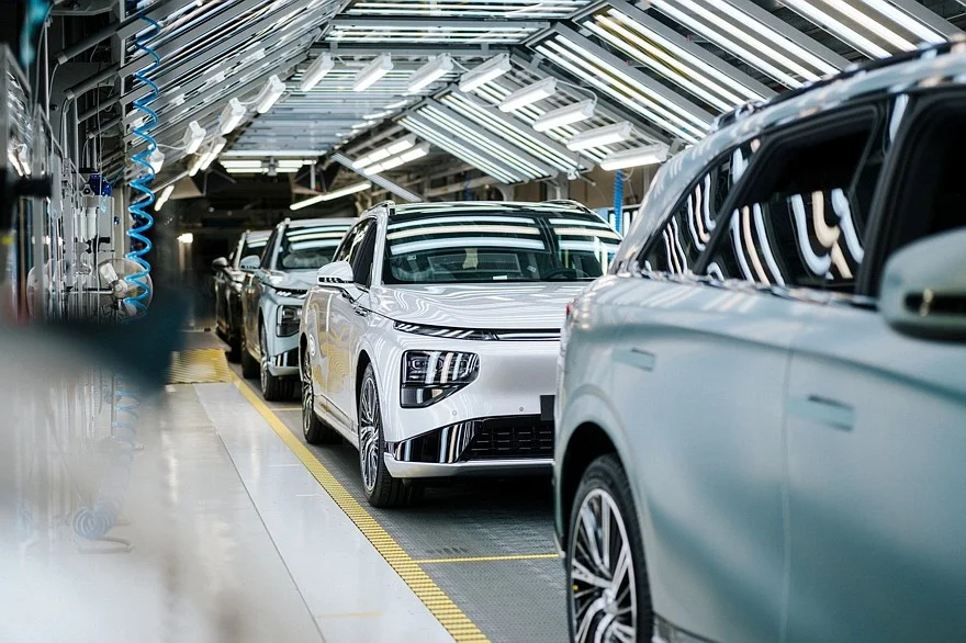 Xpeng GX побил рекорды спроса: компания расширяет производство Xpeng, GX, электромобиль, гибрид, спрос, производство, Европа