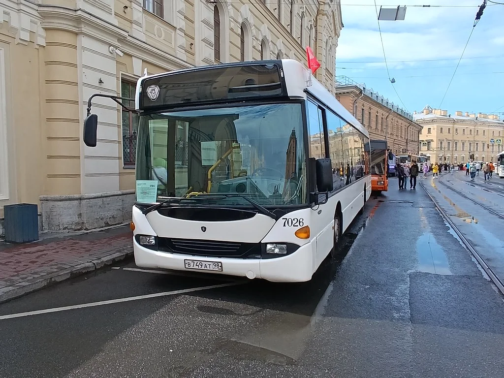 Парад ретро-транспорта 2026 в Петербурге: уникальные экспонаты ретро-транспорт, парад, Санкт-Петербург, автобусы, трамваи, троллейбусы, старые автомобили, 2026
