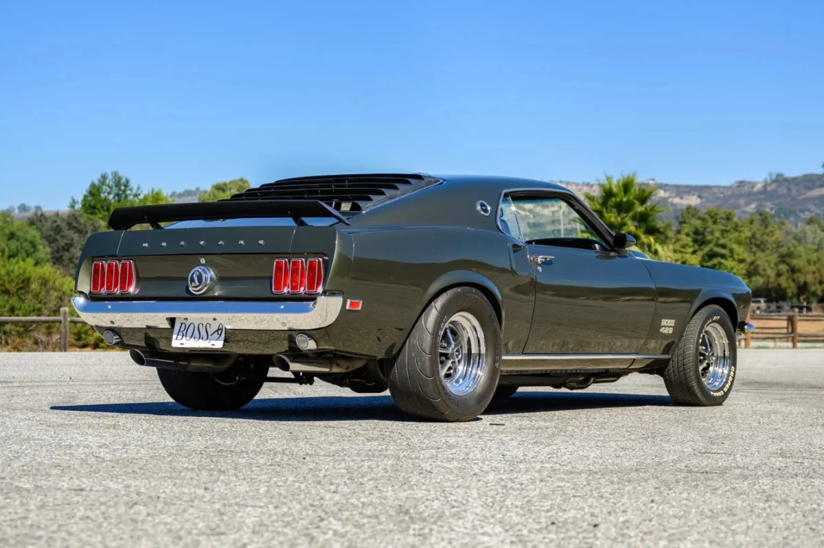 Ford Mustang 1969 с 1062-сильным мотором: монстр на аукционе Ford Mustang, Boss 429, 1969, маслкар, аукцион, 9.8 литров, 1062 л.с., ретро, NASCAR, тюнинг