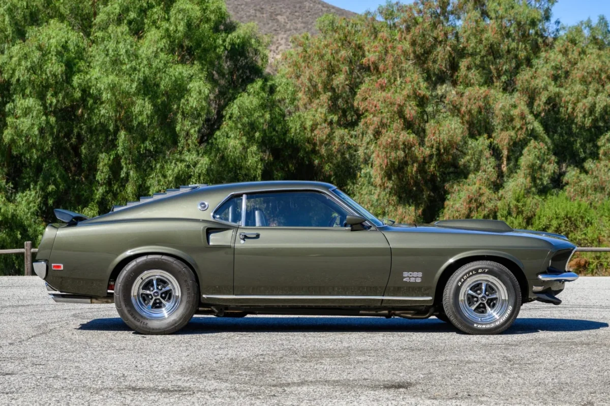 Ford Mustang 1969 с 1062-сильным мотором: монстр на аукционе Ford Mustang, Boss 429, 1969, маслкар, аукцион, 9.8 литров, 1062 л.с., ретро, NASCAR, тюнинг