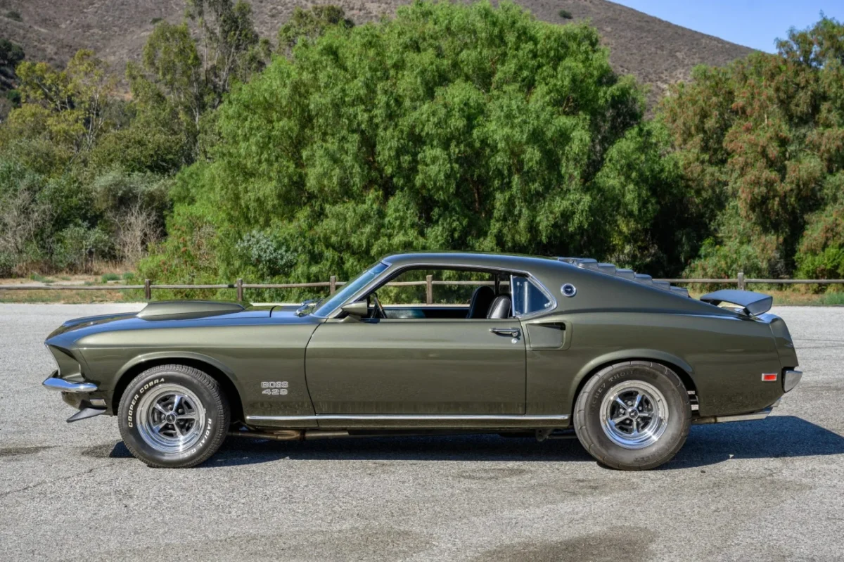 Ford Mustang 1969 с 1062-сильным мотором: монстр на аукционе Ford Mustang, Boss 429, 1969, маслкар, аукцион, 9.8 литров, 1062 л.с., ретро, NASCAR, тюнинг