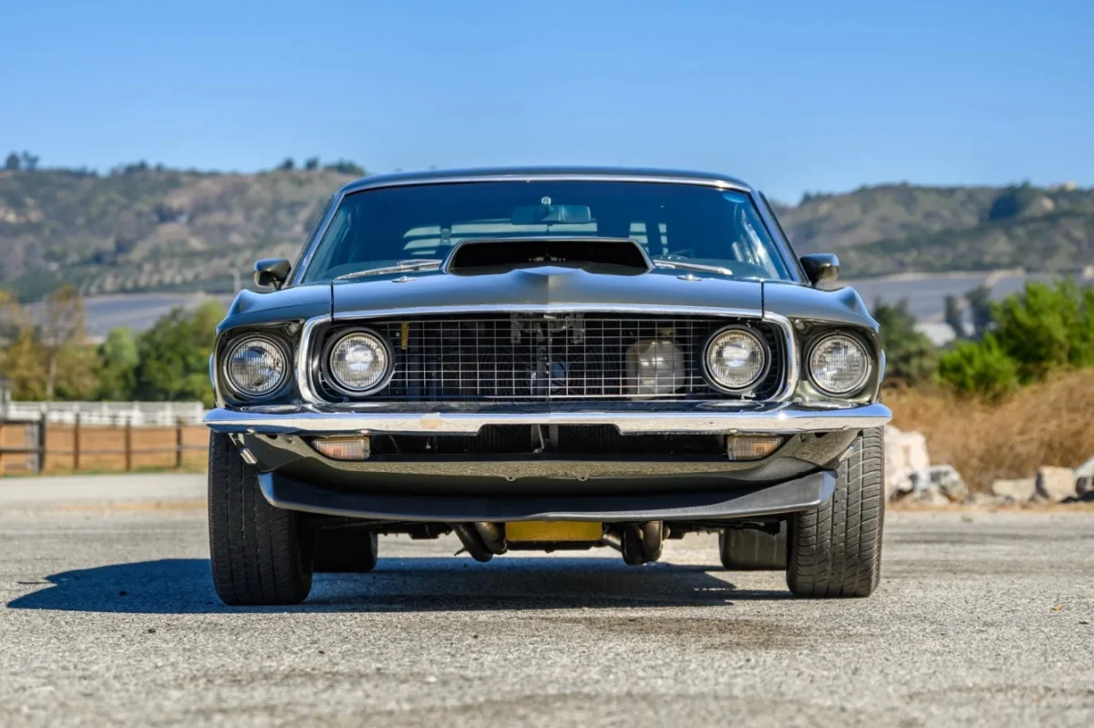 Ford Mustang 1969 с 1062-сильным мотором: монстр на аукционе Ford Mustang, Boss 429, 1969, маслкар, аукцион, 9.8 литров, 1062 л.с., ретро, NASCAR, тюнинг