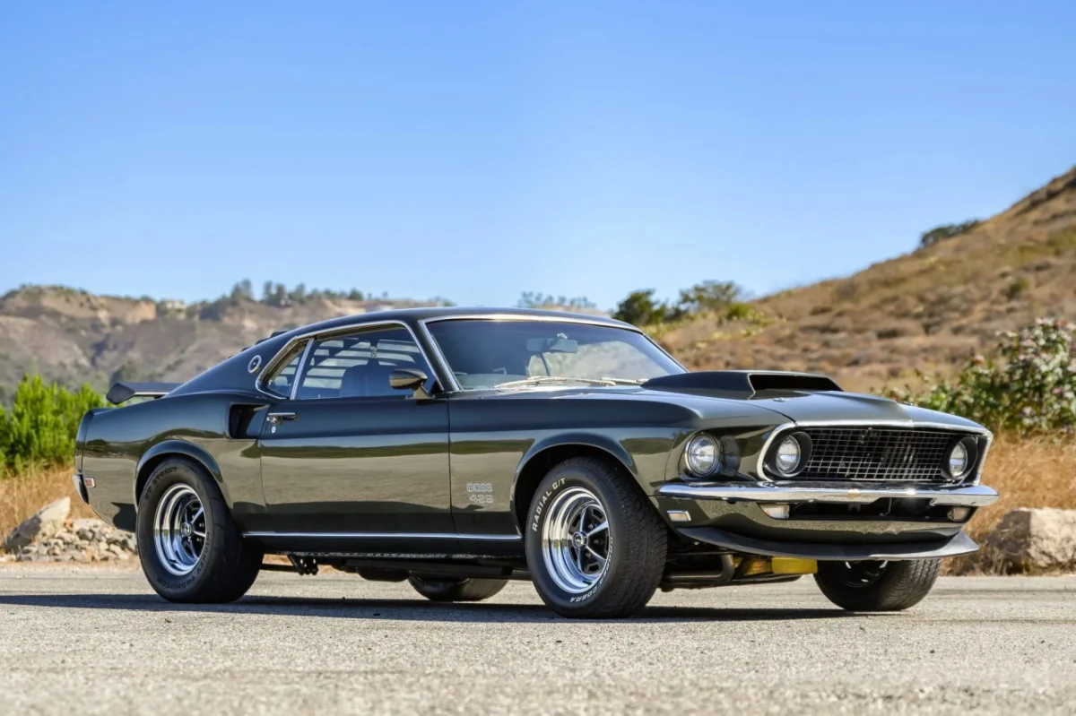 Ford Mustang 1969 с 1062-сильным мотором: монстр на аукционе Ford Mustang, Boss 429, 1969, маслкар, аукцион, 9.8 литров, 1062 л.с., ретро, NASCAR, тюнинг