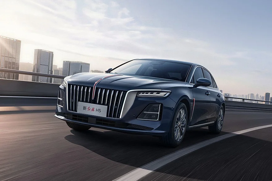 Hongqi готовит для России кроссовер HS6 и обновлённые H5, HS3 и HS5 Hongqi, Россия, HS6, H5, HS3, HS5, рестайлинг, новинки, 2026, 2027, FAW